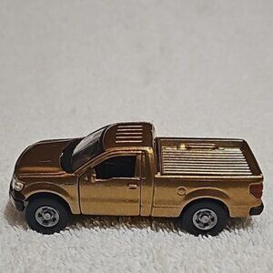Maisto Ford F-150 XL Diecast Truck Gold Color Scale 1/50 NWOT